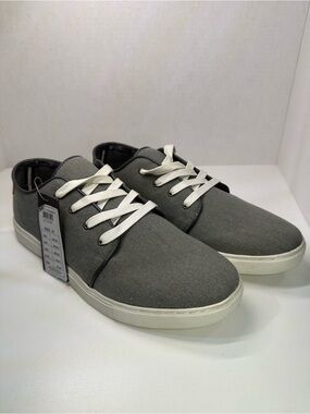 NWT Lindbergh Men’s Size 41 Gray Canvas Sneakers (no box)